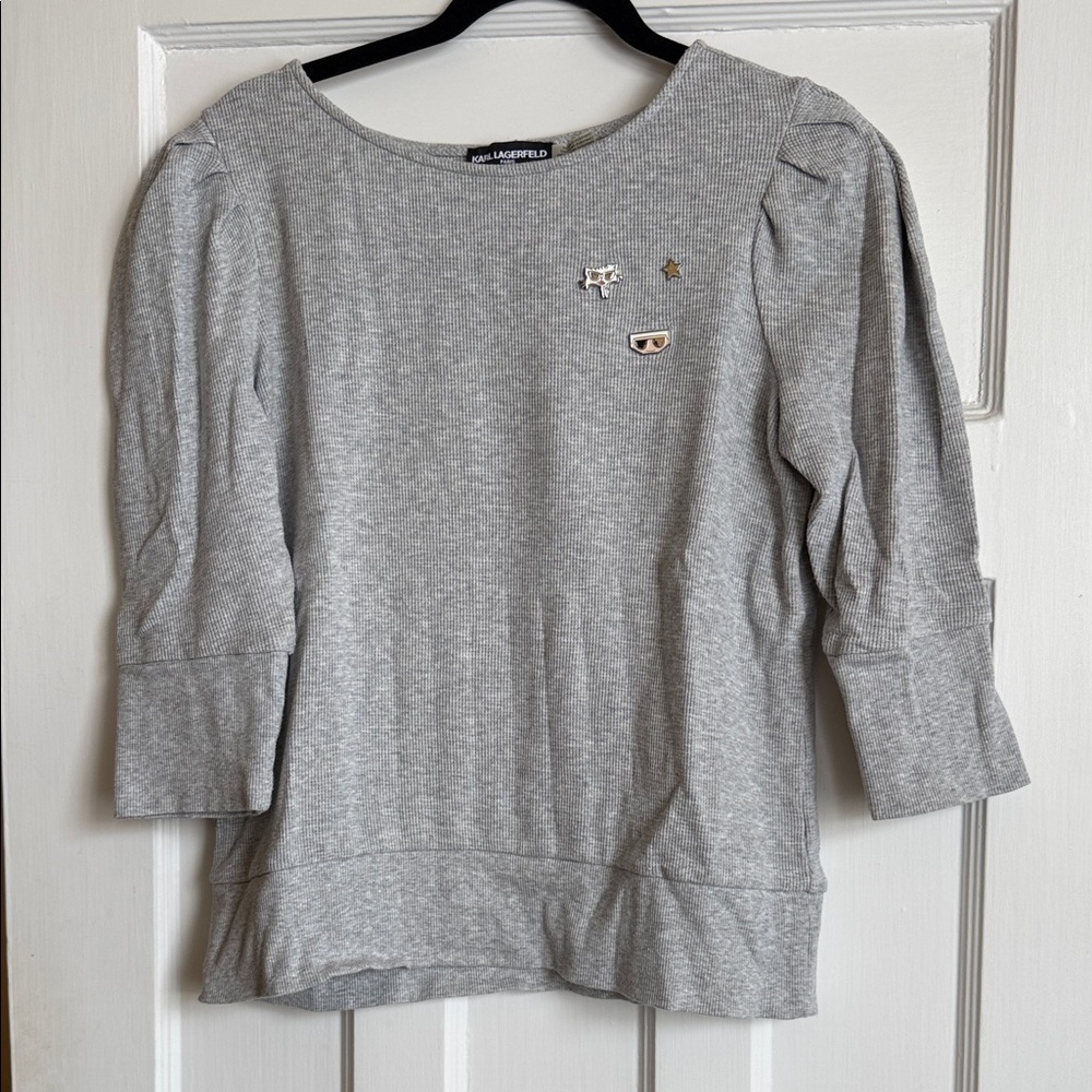Karl Lagerfeld | Light Gray Puff-Sleeve Sweatshirt with Decorative Pins
